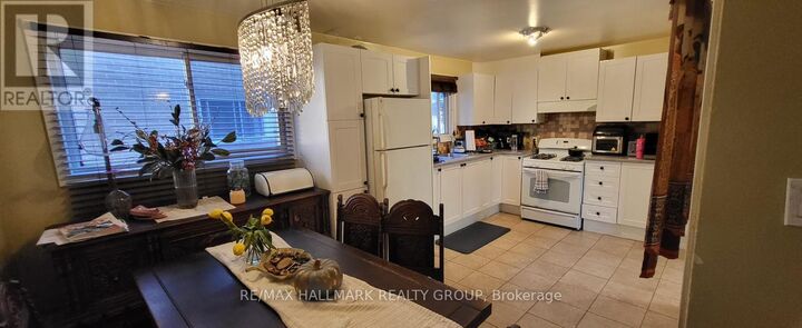 Property Photo:  605 Donald Street 2  ON K1K 1L3 