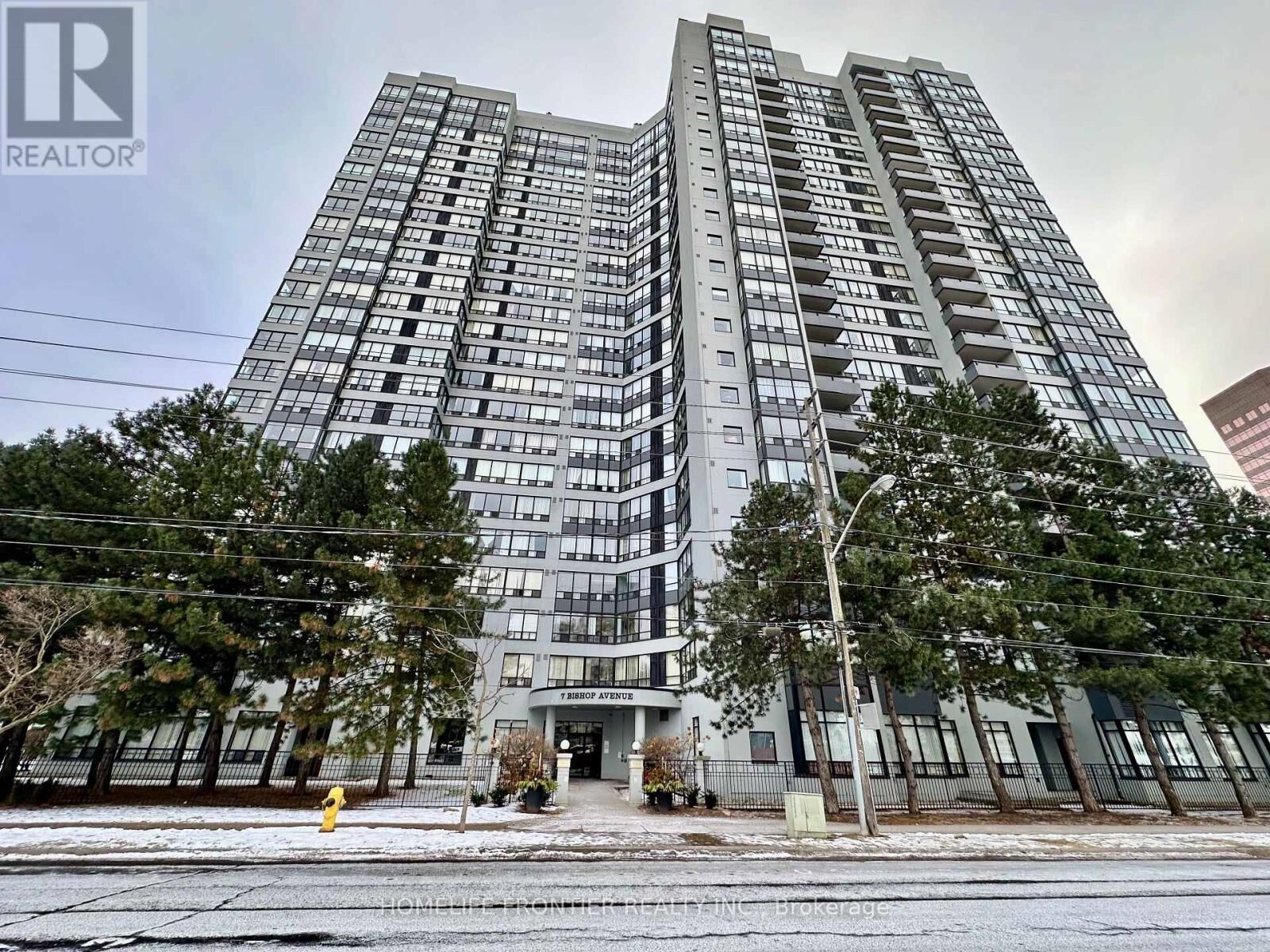 Property Photo:  7 Bishop Avenue 808  ON M2M 4J4 