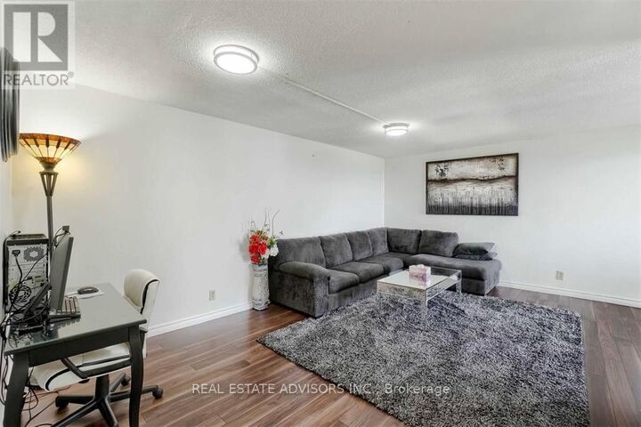 Property Photo:  41 Markbrook Lane 1203  ON M9V 5E6 