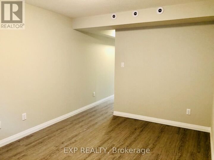 Property Photo: 24 Morrison Road B2 ON N2A 2W7