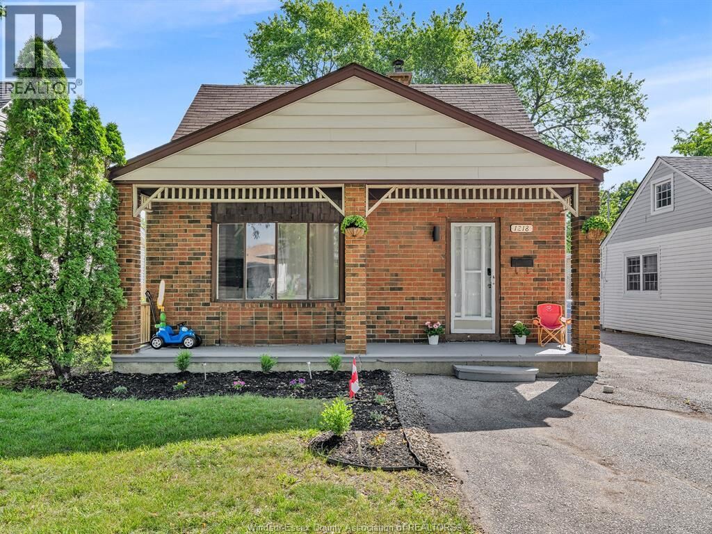 Property Photo:  1218 California Avenue  ON N9B 2Z9 
