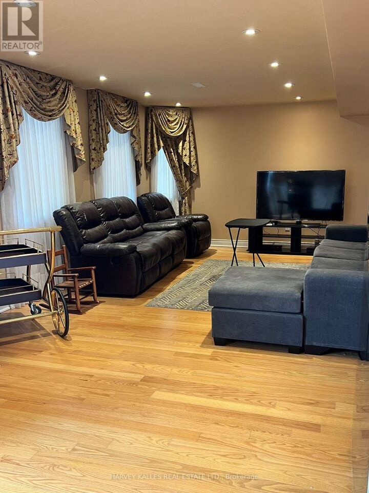 Property Photo:  44 Ann Louise Crescent Bsmt  ON L3S 0A8 