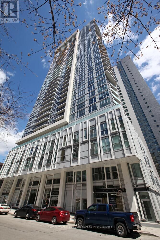 Property Photo:  77 Mutual Street 1005  ON M5B 2A9 
