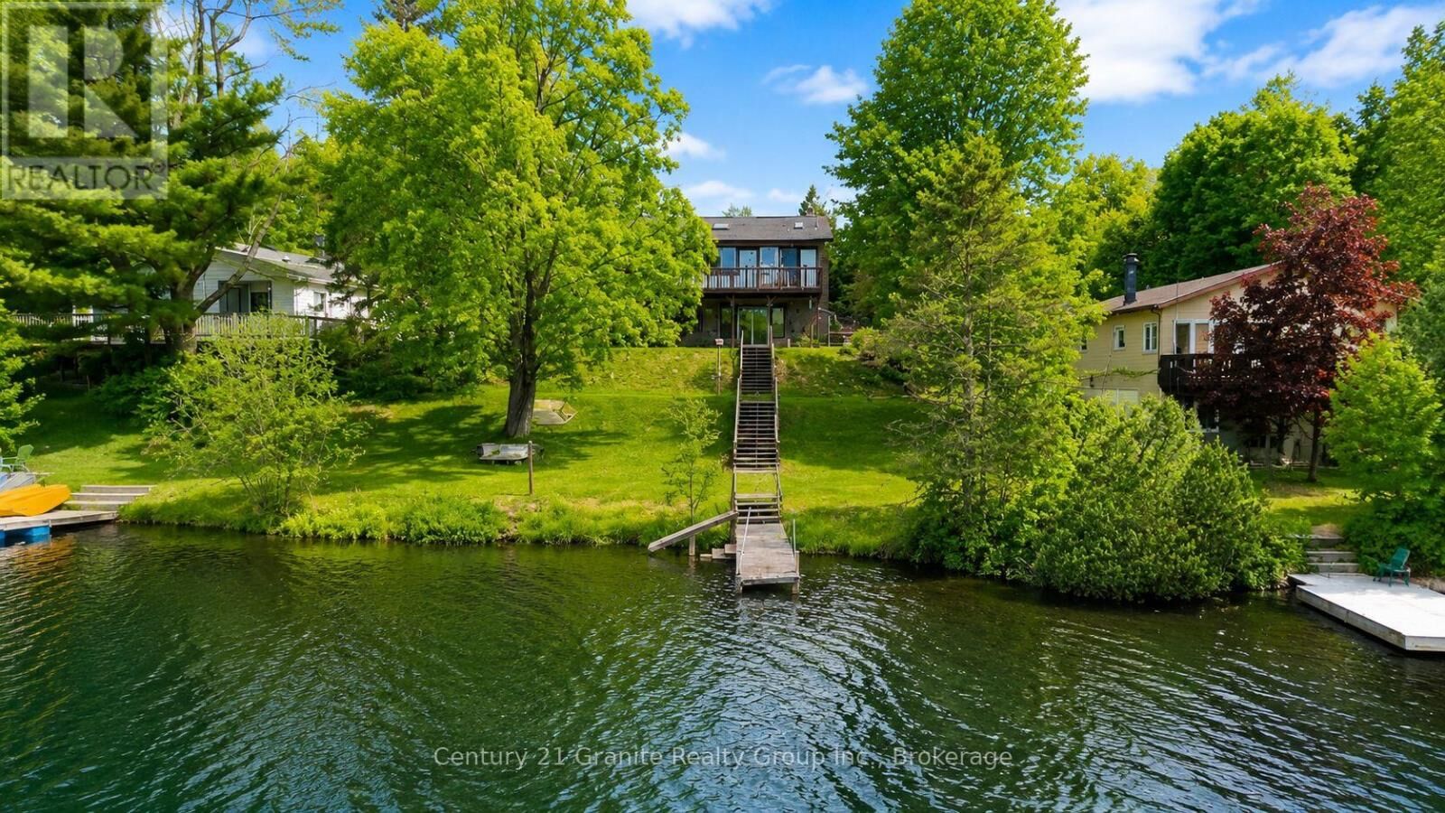 Property Photo: 51 Siddon Lake Place ON K0L 1C0