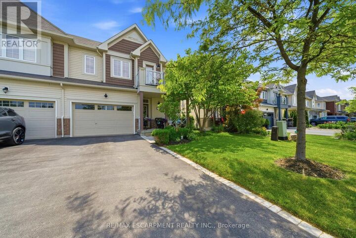 Property Photo: 39 Cannery Drive ON L0S 1J0