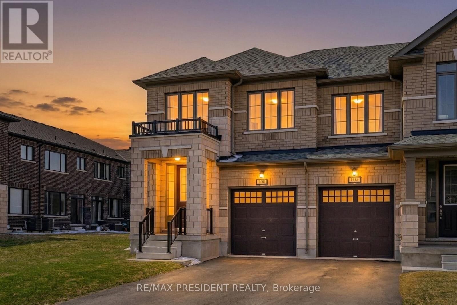 Property Photo:  100 Corley Street West  ON K9V 6C2 