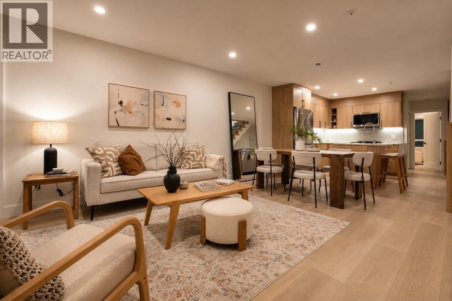 Property Photo:  3350 Cobblestone Avenue  BC V5S 4S4 