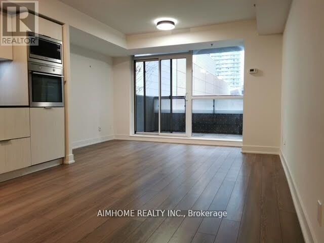 Property Photo: 318 Richmond Street West 416 ON M5V 0B4
