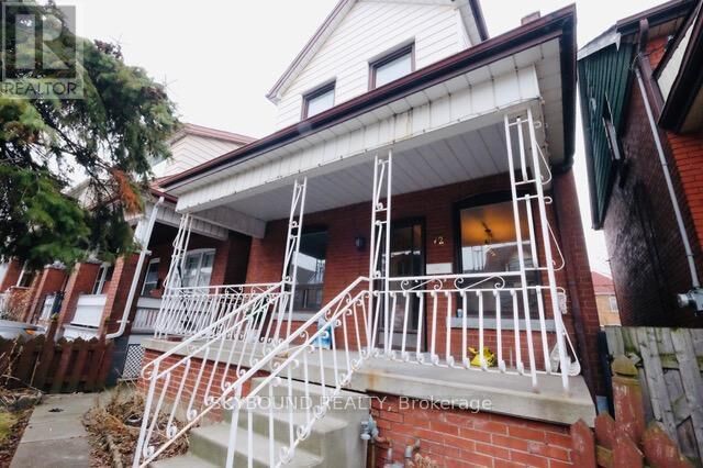 Property Photo:  72 Somerset Avenue Main  ON L8L 2L7 