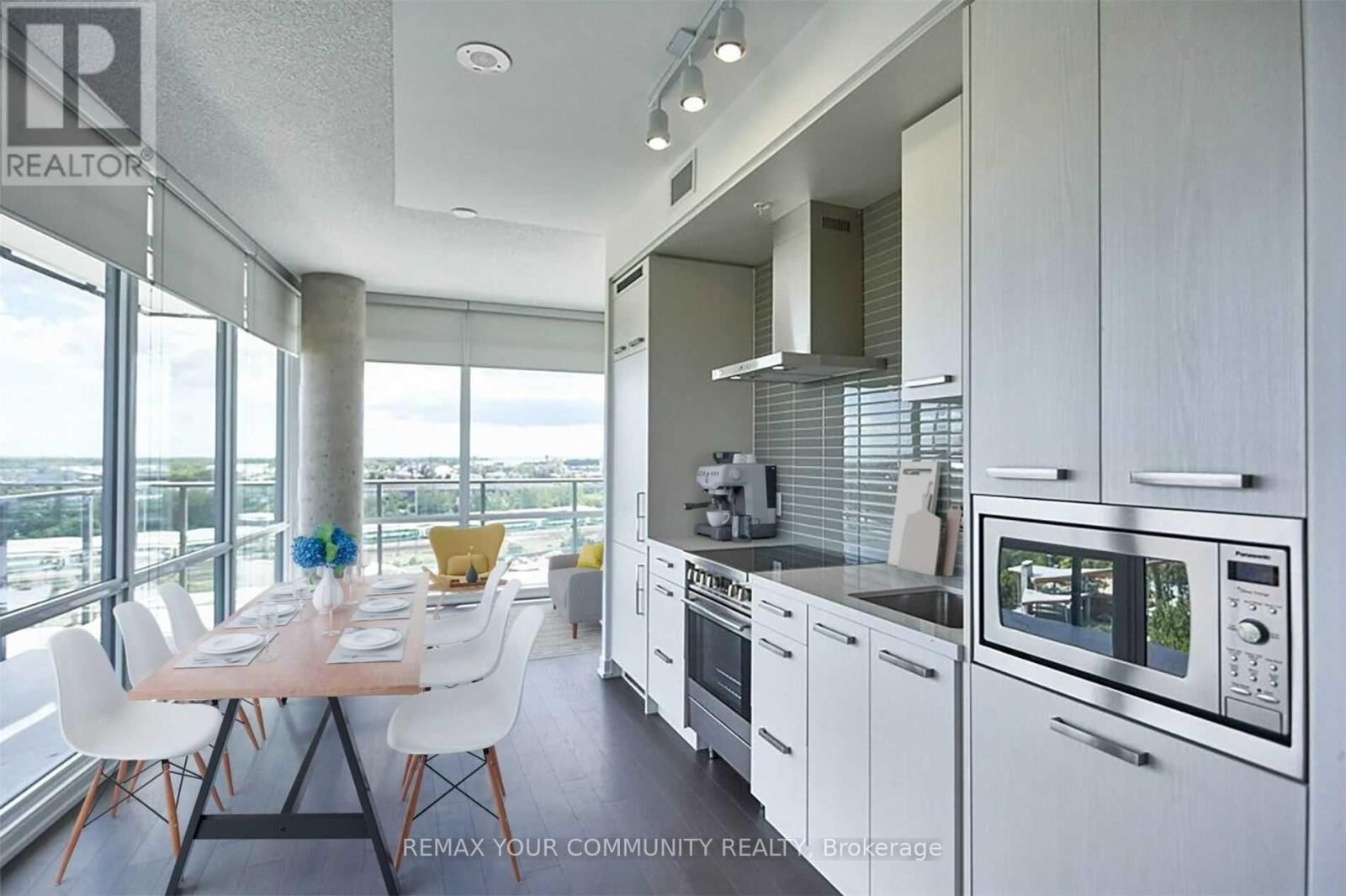 Property Photo:  120 Bayview Avenue S1102  ON M5A 0G4 