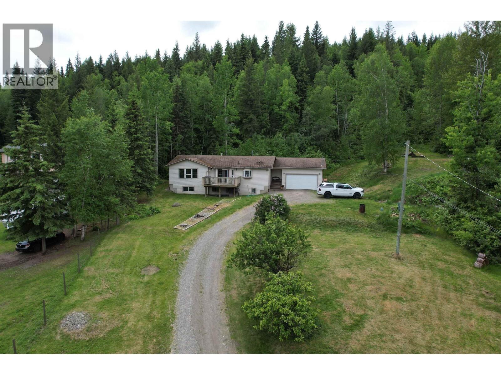 Photo de la propriété:  2623 Norwood Road  BC V2J 7C1 