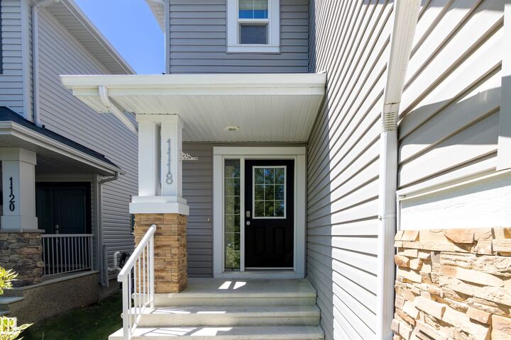 Property Photo:  1118 162 Street SW  AB T6W 2L1 