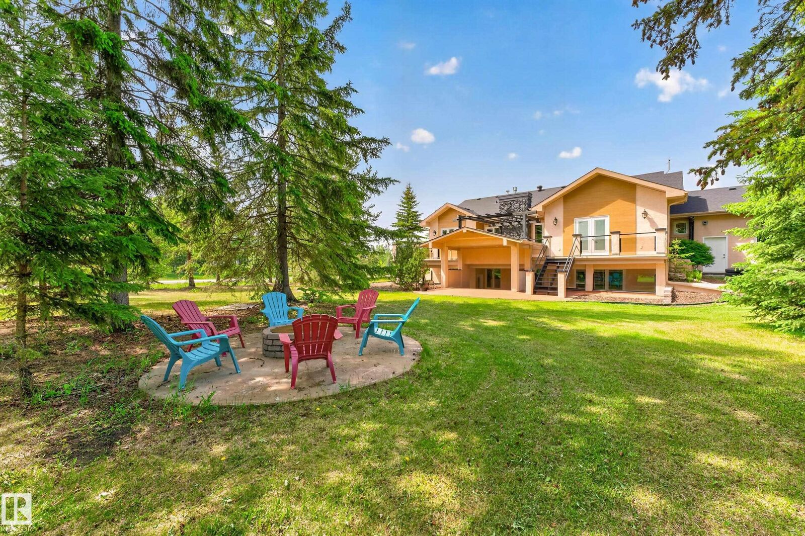 Property Photo:  53305 Rge Road 273 86  AB T7X 3N3 