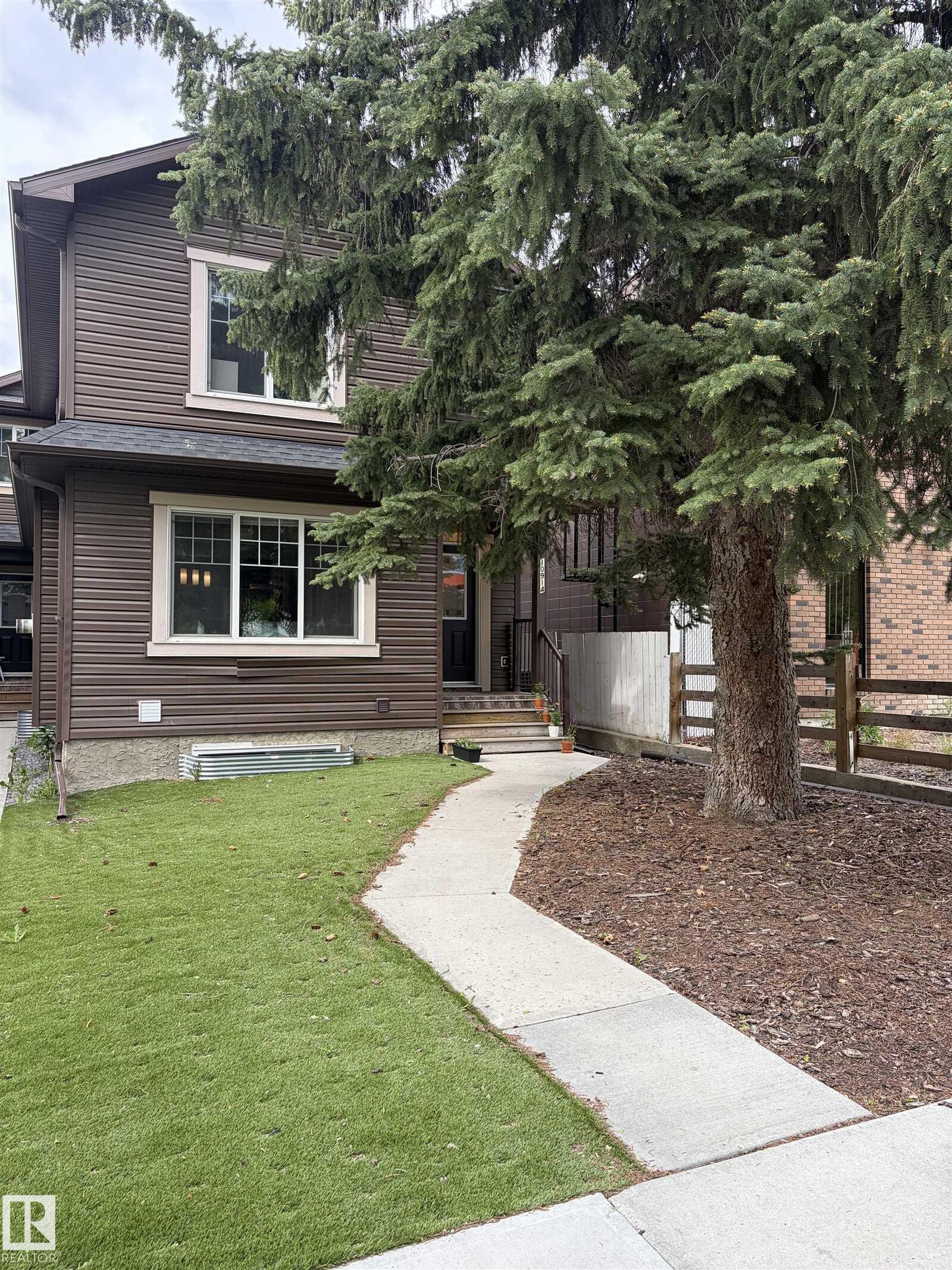 Property Photo: 10914 71 Avenue NW AB T6G 0A1
