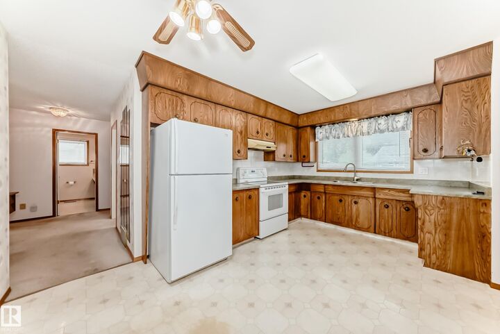 Property Photo: 10411 36A Avenue NW AB T6J 2H7
