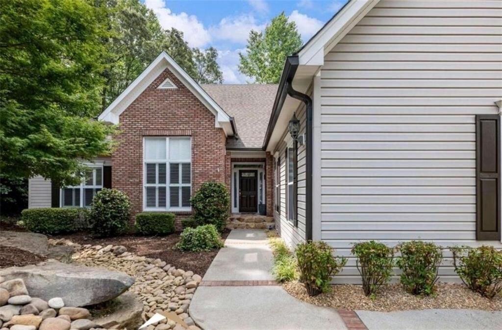 Property Photo: 4857 Netherlands Place GA 30542