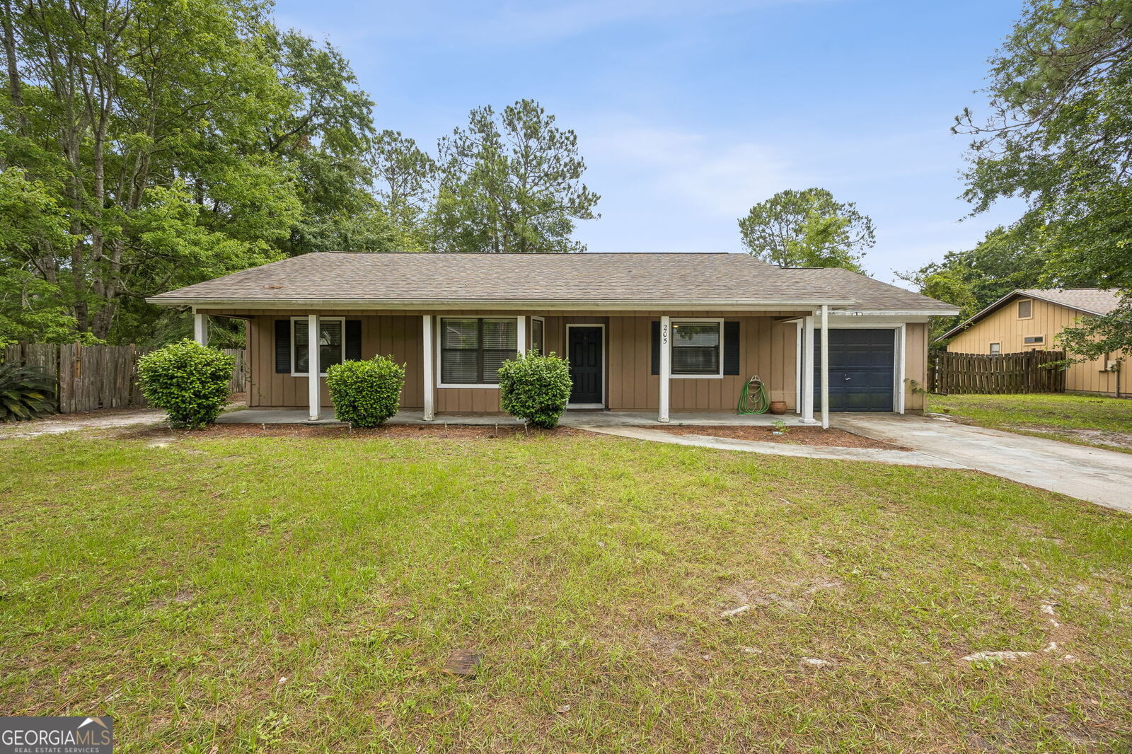 Property Photo:  205 Somerset Road  GA 31558 