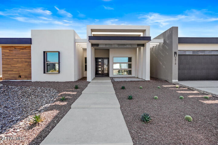 Property Photo:  860 West Gate Drive  TX 79932 