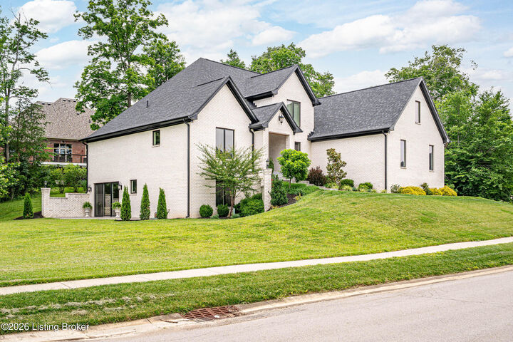 Property Photo: 3506 Charlevoix Ct IN 47119