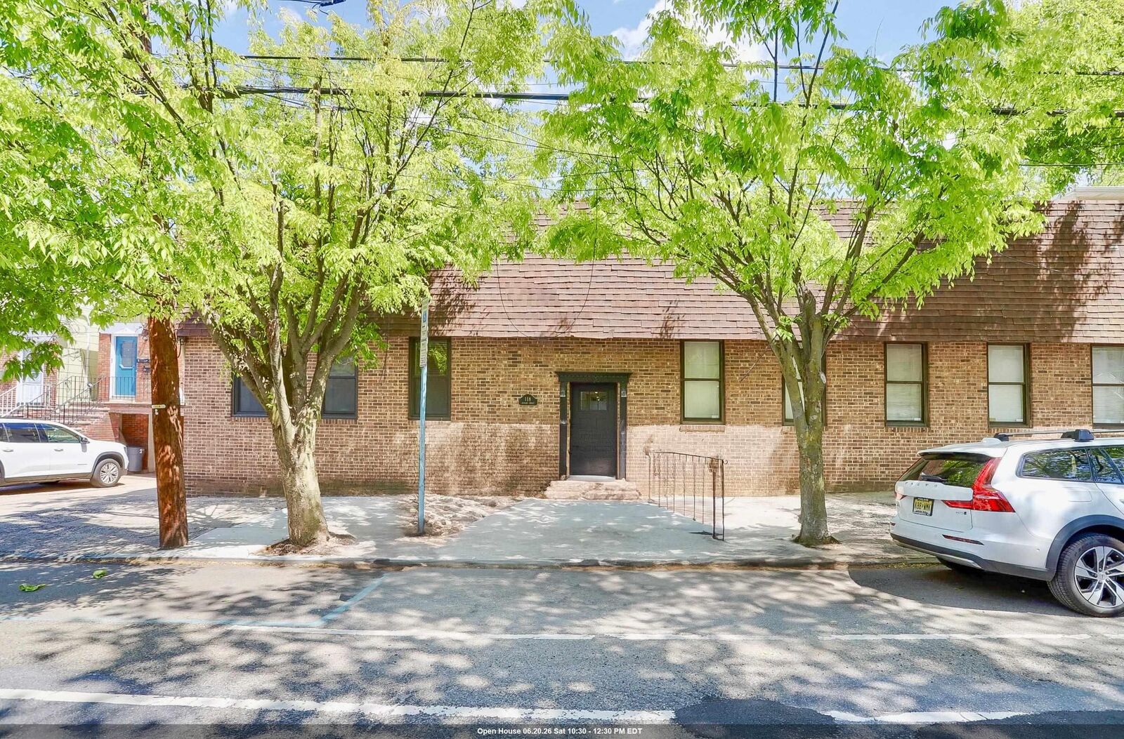 Property Photo:  118 Leonard St 4  NJ 07307 