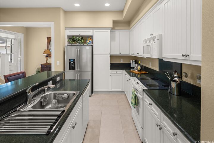 Property Photo:  92-1120 Olani Street 25-2  HI 96707 
