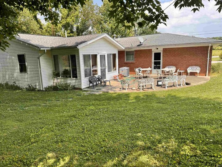 Property Photo:  417 S Main Street  IN 47611 
