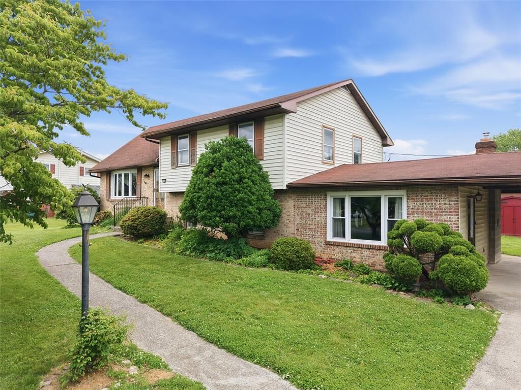 Property Photo:  1560 1st Street  PA 18020 
