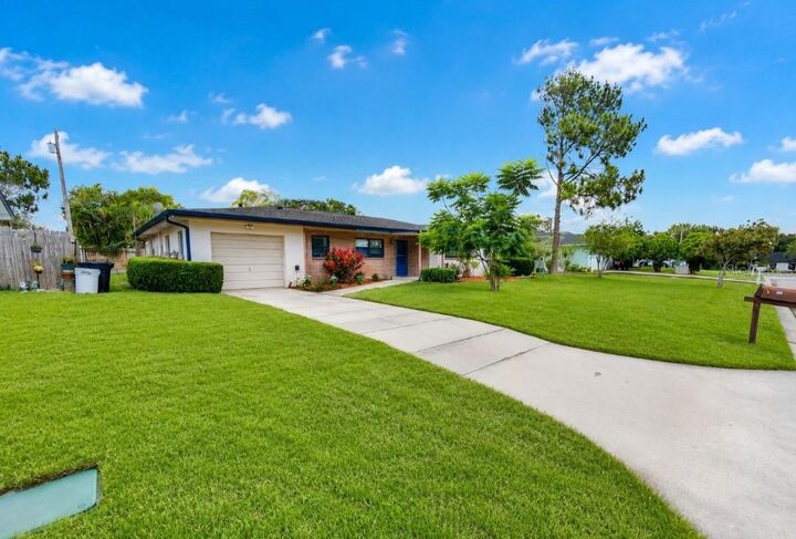 Property Photo:  164 Pinewood Avenue  FL 33765 
