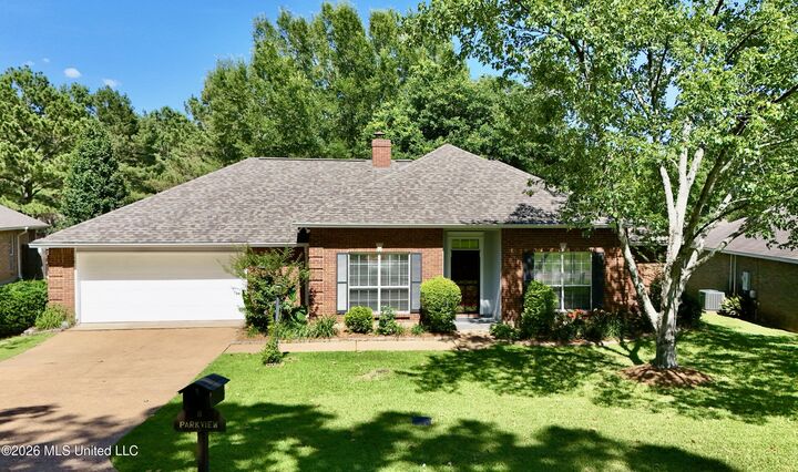 Property Photo:  8 Parkview Road  MS 39056 