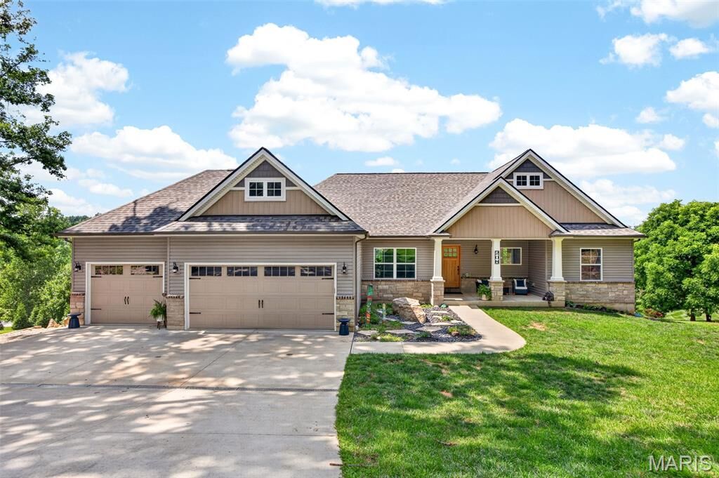 Property Photo:  208 Berg Crossing Drive  MO 63332 