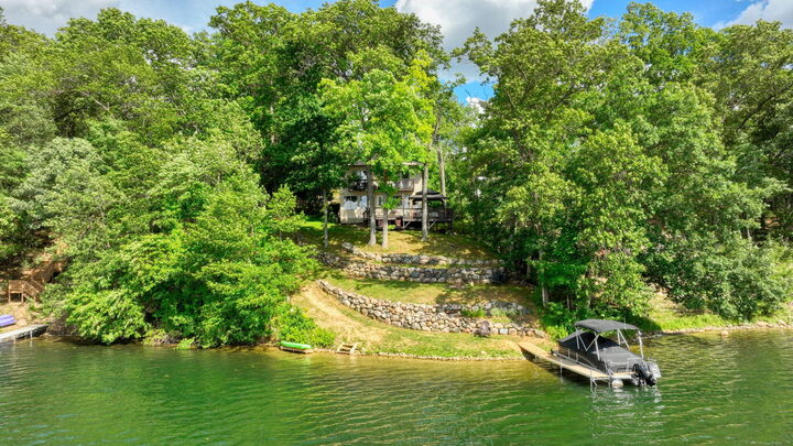 Property Photo:  192 Eastshore Drive  MI 49249 