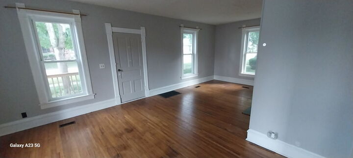Property Photo: 436 W Washington Street IL 60152