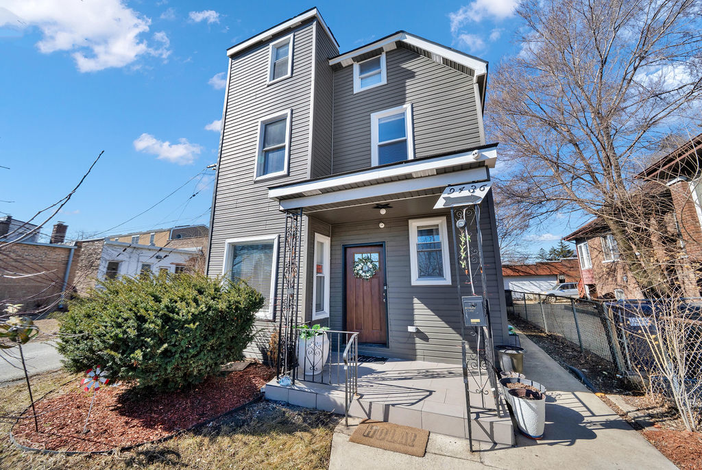 Property Photo: 9436 S Spaulding Avenue IL 60805