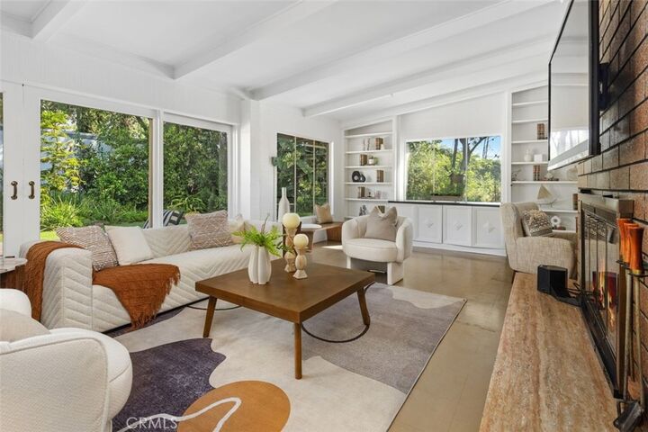 Property Photo: 444 Oneida Drive CA 91107
