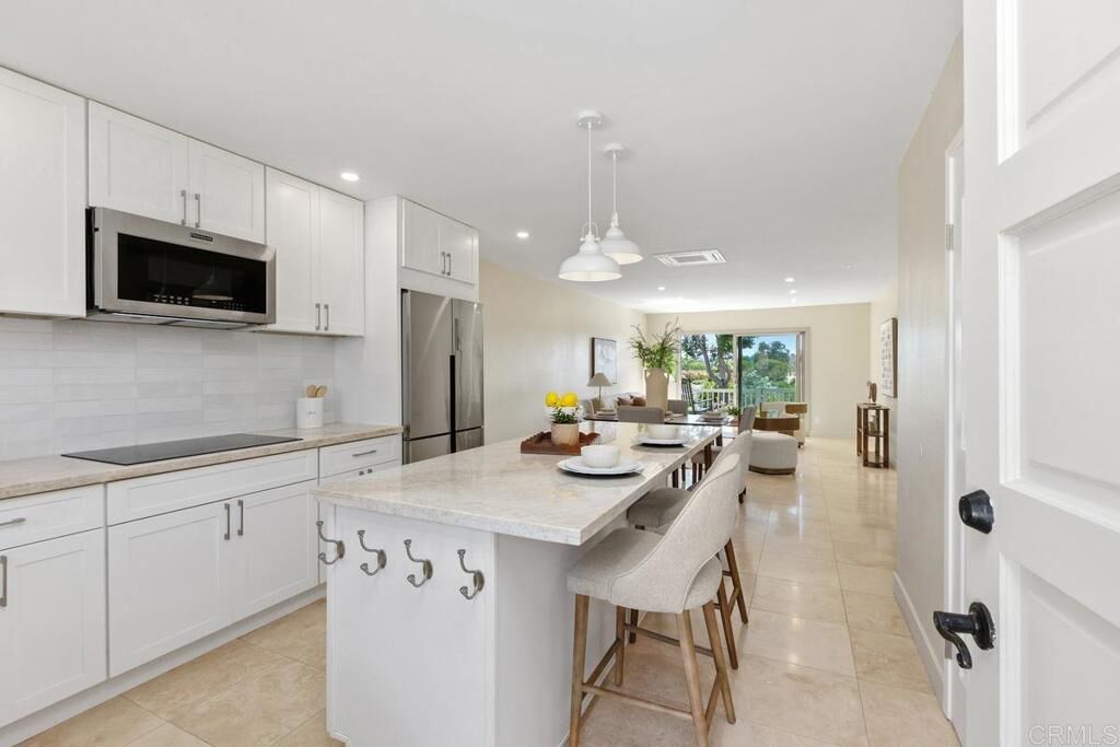 Property Photo: 1809 Pleasantdale Drive CA 92024