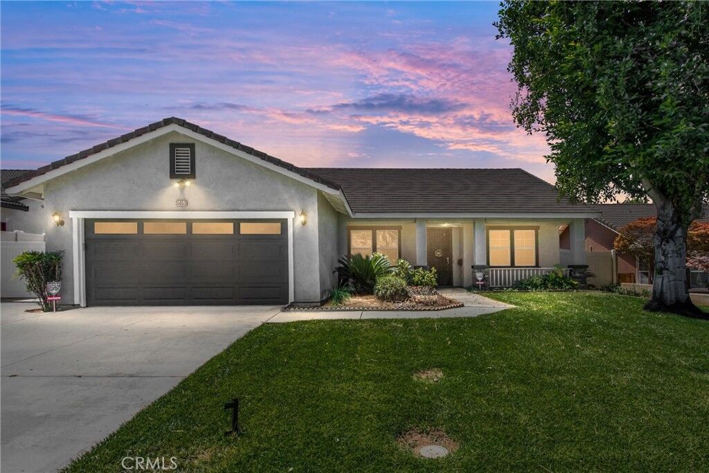 Property Photo: 35653 Oak Creek CA 92399