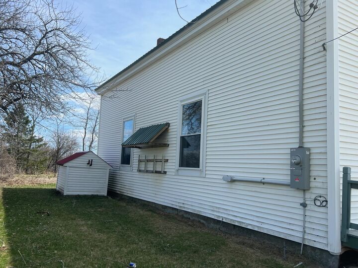 Property Photo: 562 Ledge Hill Road ME 04427