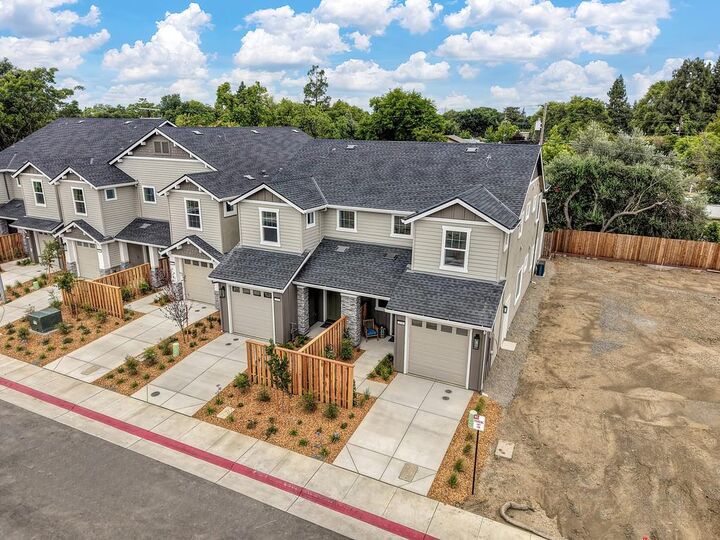 Property Photo: 239 Chico Place CA 95616