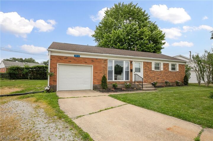 Property Photo:  3816 Root Avenue NE  OH 44705 