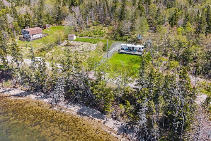 9286 Kempt Head Road — photo 1