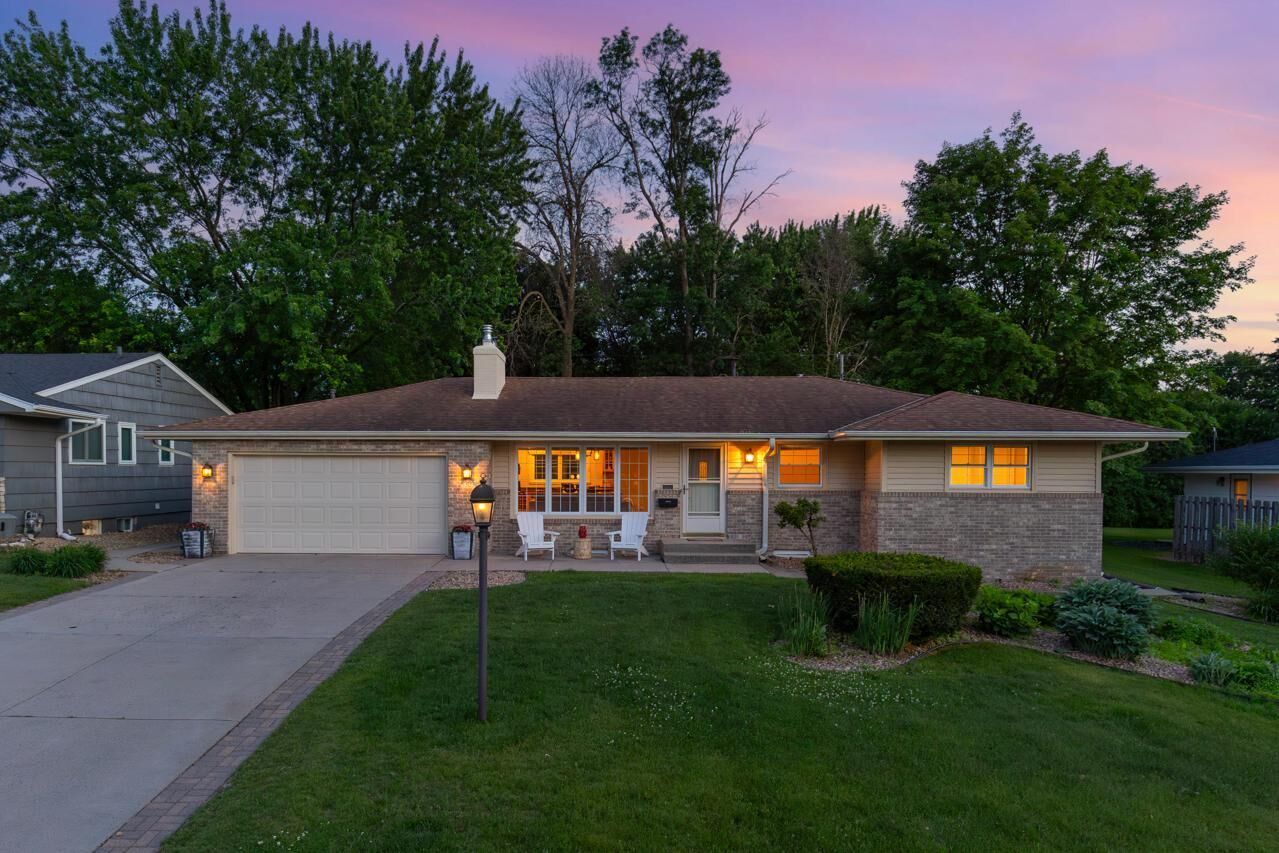 Property Photo:  5309 Birchcrest Drive  MN 55436 