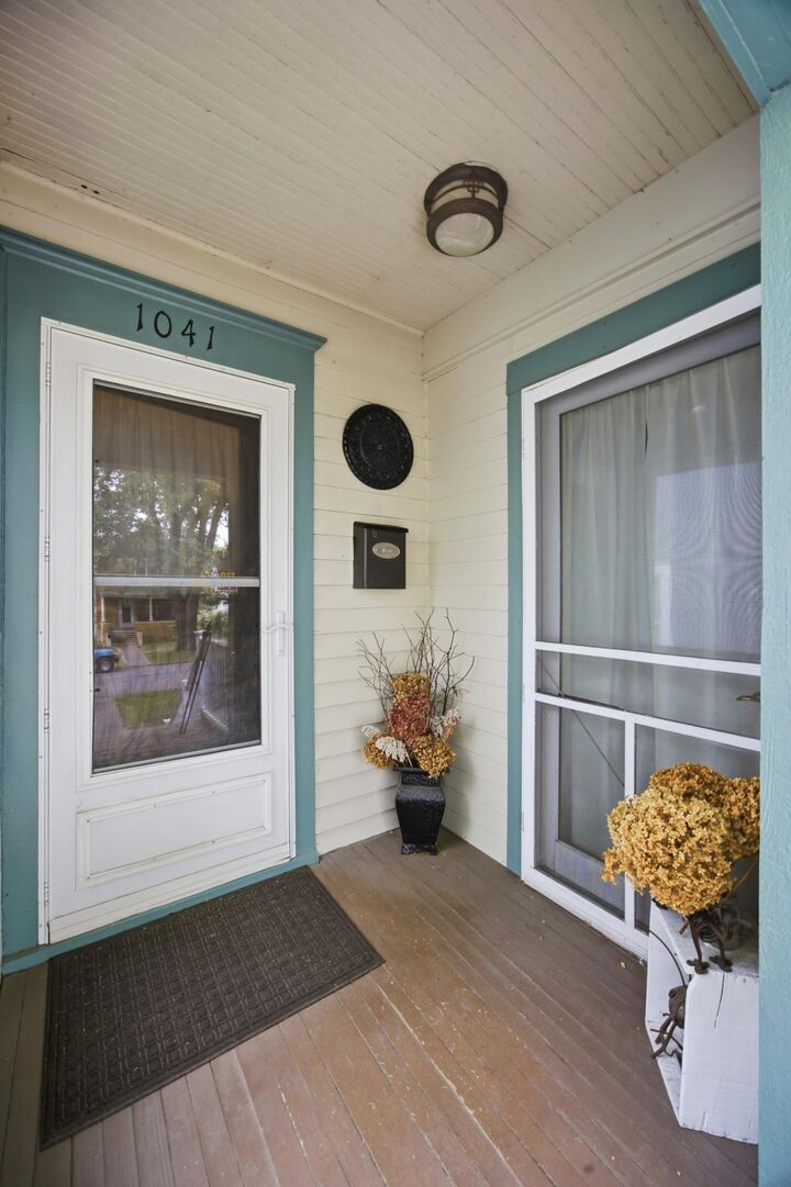 Property Photo:  1041 5th Street N  ND 58102 