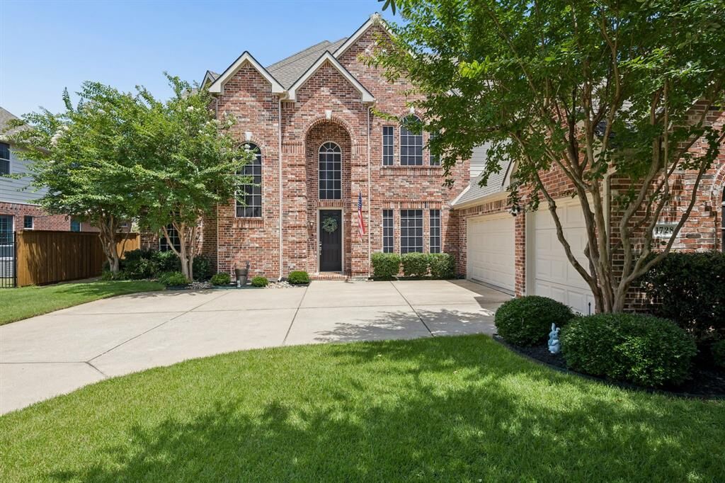 Property Photo: 1728 Monaco Drive TX 75002