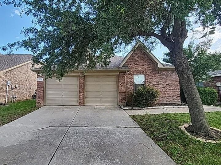 Property Photo: 4876 Ambrosia Drive TX 76244