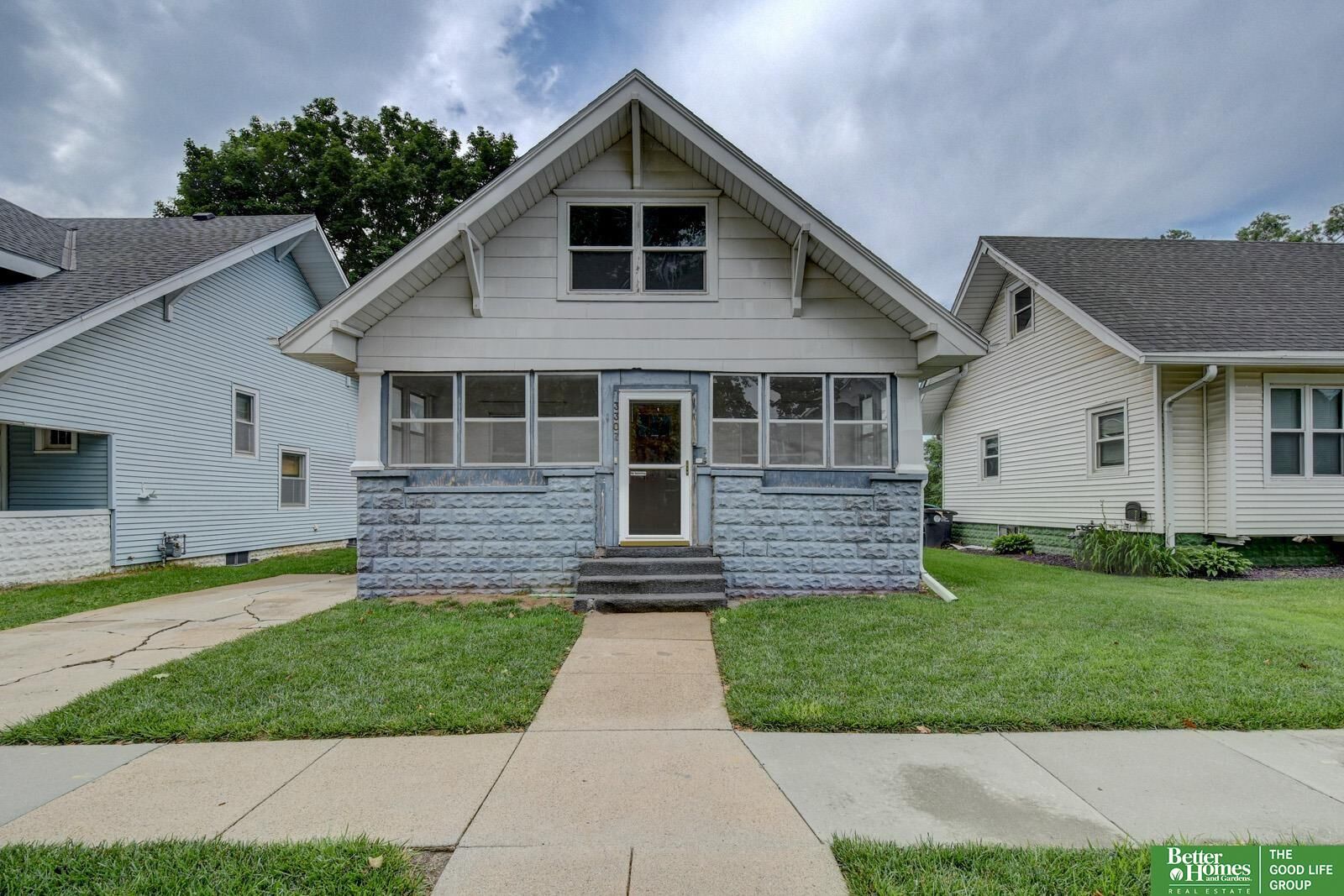 Property Photo:  3307 Arbor Street  NE 68105 