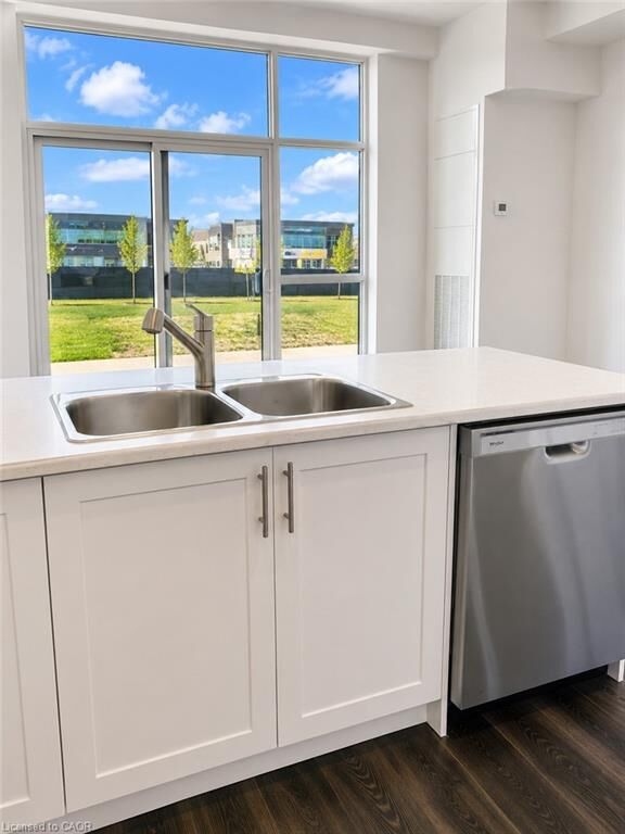 Property Photo:  470 Dundas Street E 103  ON L0R 2H4 