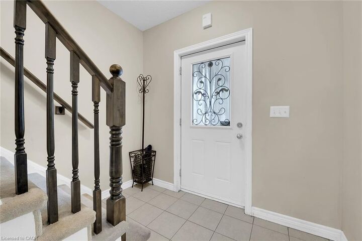 Property Photo:  31 Gibson Avenue  ON L8L 6J4 