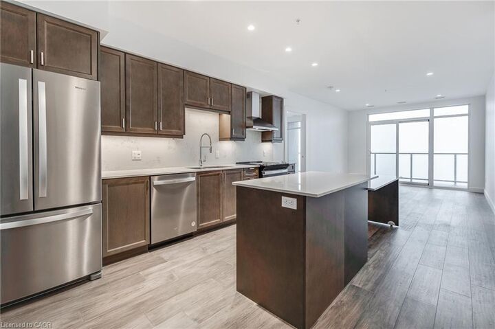 Property Photo: 50 Grand Avenue S 1907 ON N1S 2L8