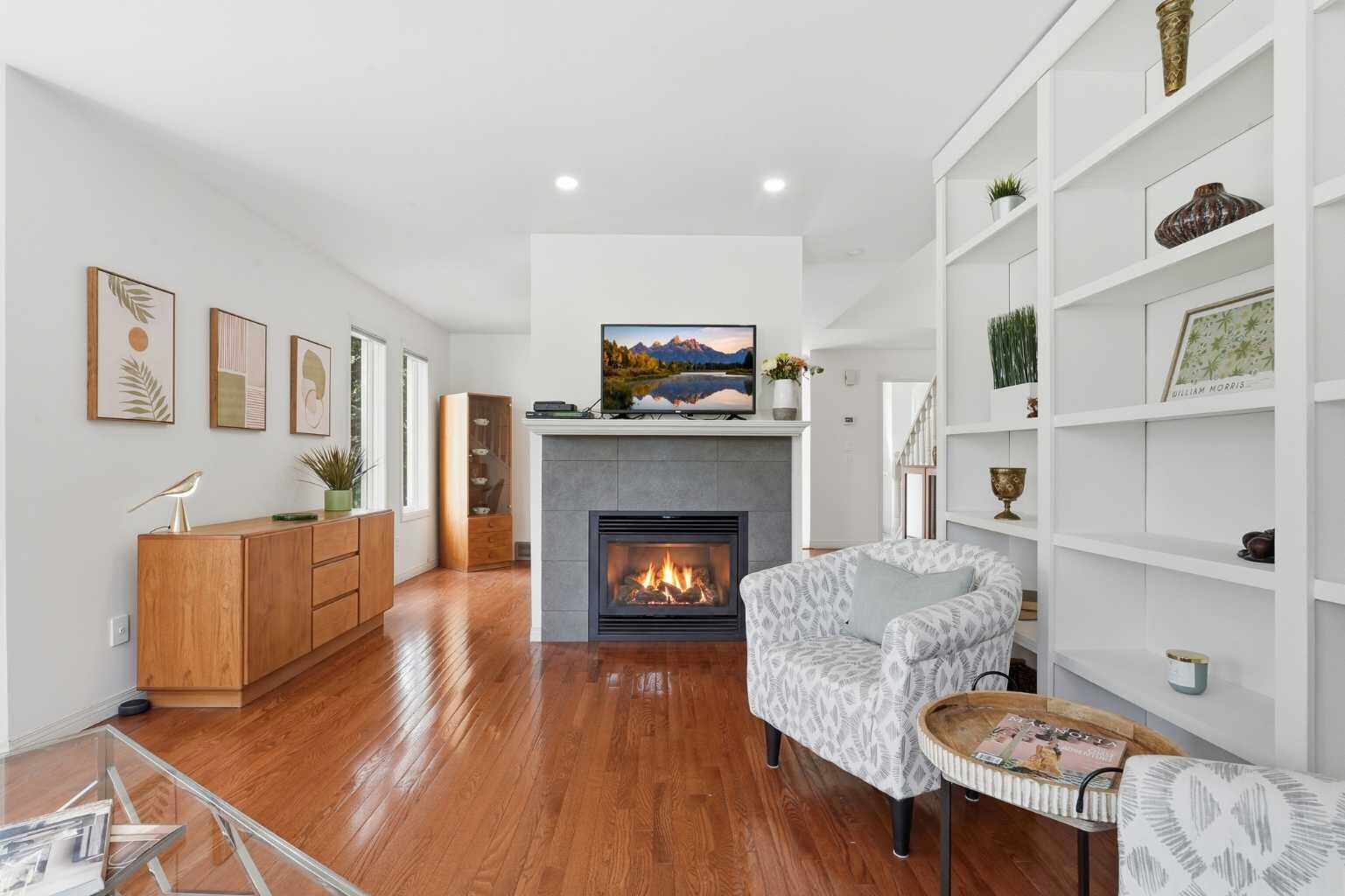 Property Photo: 1321 10 Street SW AB T2R 1P7