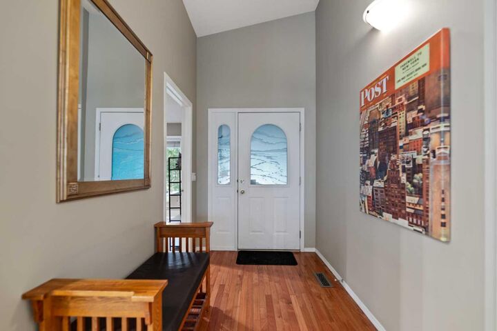 Property Photo: 13 Somerset Gate SW AB T2Y 3G9